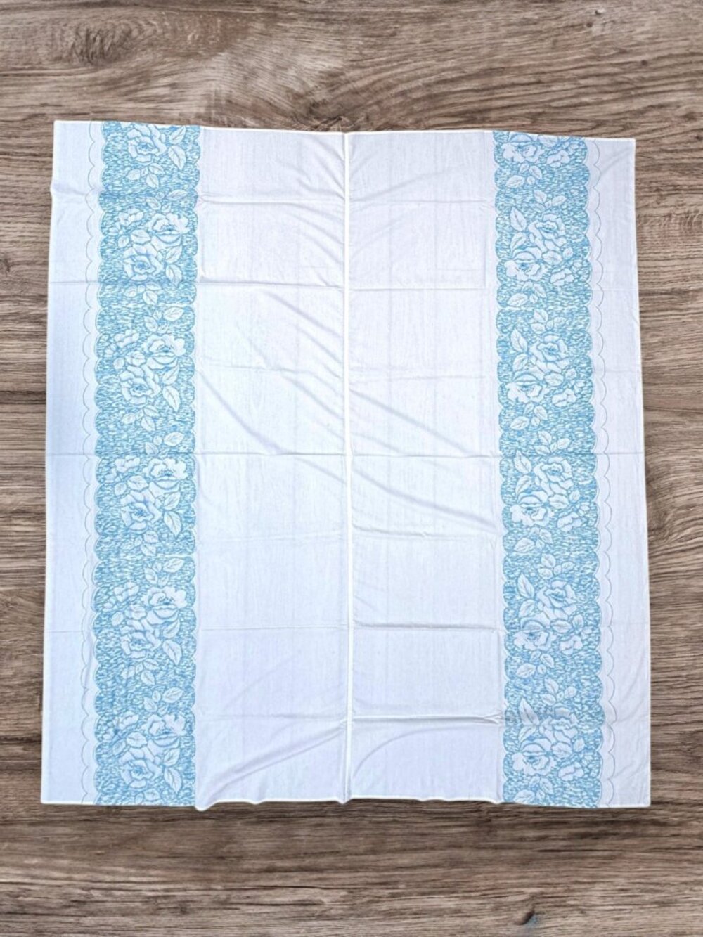Vintage Blue White Rose Floral Tablecloth 85x74 Cottage Farmhouse Lace Print